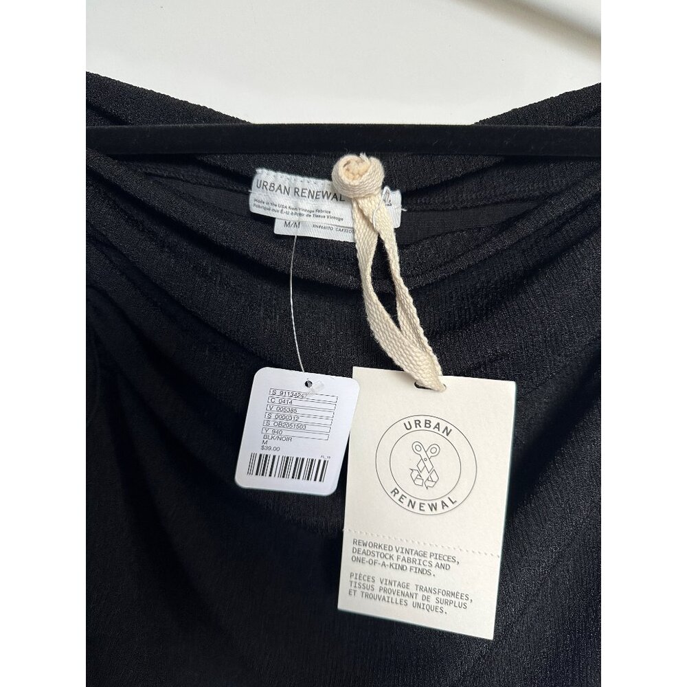 NWT Textured Side Ruched Tank Top - Picture 3 of 3